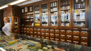 ヨーロッパ最古の薬局の一つ