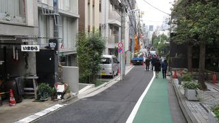 多くのビジネスマンが利用しています