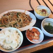 豚マルコロホルモン野菜炒め