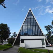 山側から見た北極教会