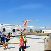 ニースの空港、到着時の景色は素晴らしい