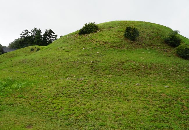 これは古墳のテーマパークのようですね