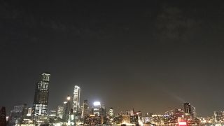 船上から見るぐるっと360°夜景は圧巻