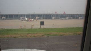 空港職員は親切でした