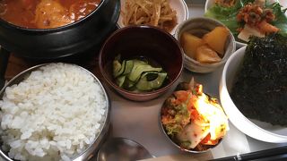 キムチ販売店を併設