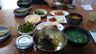 西面からすぐのおいしいお店