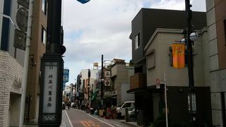 情緒的ある下町商店街