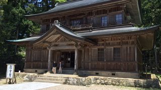 国の登録有形文化財です。