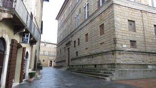 大聖堂前に広がっている・・・