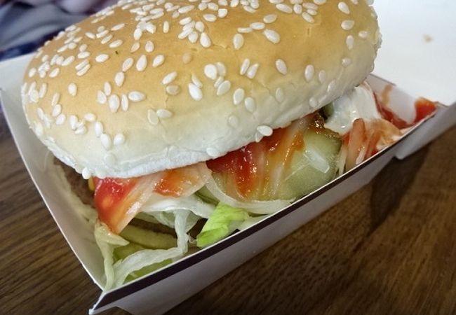 マクドナルド (ダカオ店)