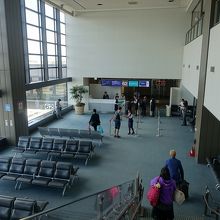 成田の搭乗口。