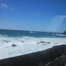 スカイブルーと積丹ブルーのコラボ。絶景です！