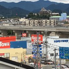 部屋からの福知山城