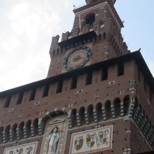 入り口の時計塔