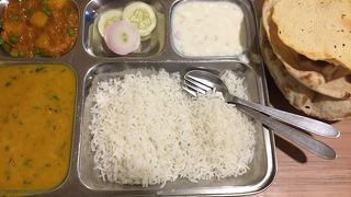 大衆食堂　なんでもそろう