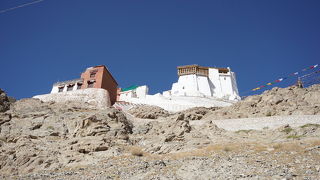 王宮からさらに上へ