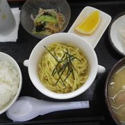 深い味わい「たちばな」の豚汁