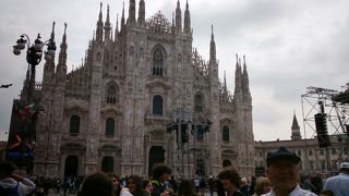 王宮だったのですが、現在はドゥオーモ博物館として使用