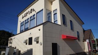 ベースのフランスパンがカリカリとして、めっちゃ香ばしい