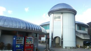 無料で見学できます。