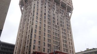 世界一醜いビル