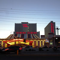 派手な外観です