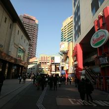 駅からつづくユニバーサルシティウォーク