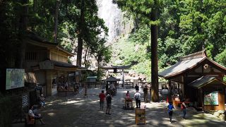 那智大滝が御神体