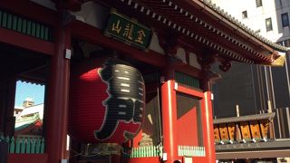 今は外国人観光客だらけです。浴衣を着ているのはほぼ外国人観光客です。