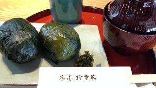 もうで餅、めはり寿司、両方食べることができます