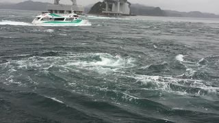 雨の日のうずしおクルーズ