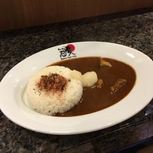 カレー屋さん。今日はこちらをいただきました。