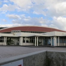 ターミナルの建物