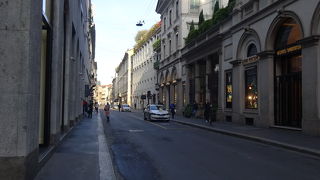 午前中だったからでしょうか？閑静な印象を受けました。