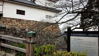 長浜城から移築された天秤型の櫓