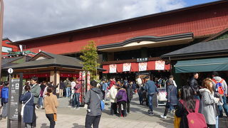 京福電鉄　嵐山駅　足湯あり。嵐山から金閣寺へ