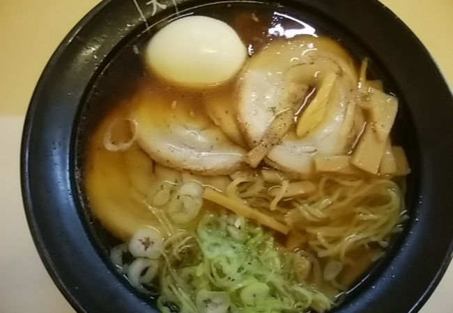 寡黙な店主が作るらーめん