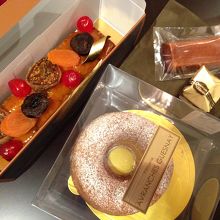 焼き菓子のレベルも高い