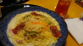 飛行機を見ながら