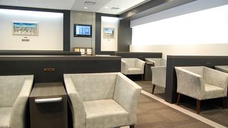 神戸空港のラウンジ