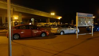 大きなトロリー駅や空港では予約なしで乗れます