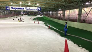 11月はまだ雪を造っていました。