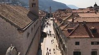 朝１０時過ぎると混んでいます