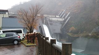 2017年11月24日現在、発電所へは立入禁止とのことでした