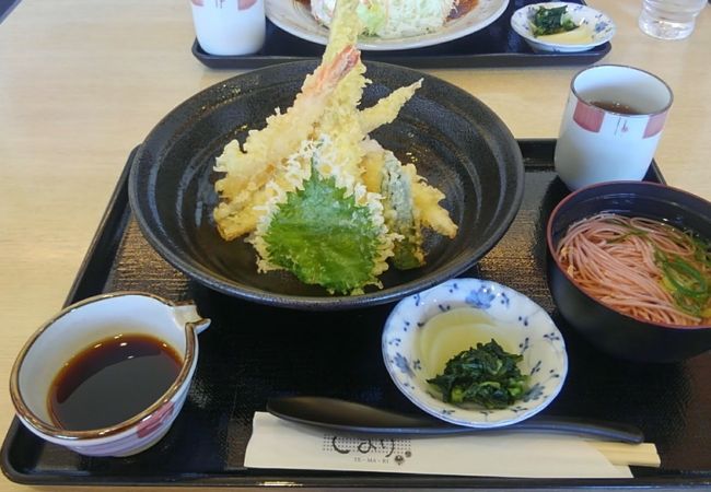 タチウオの天ぷら丼美味しかったです