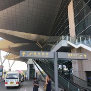 きれいなコンパクトな空港