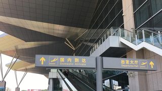 きれいなコンパクトな空港
