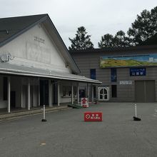 チケット売り場と乗り場