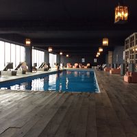 プールからも景色が眺められます