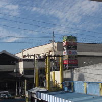 道路を挟んだ向かいがガイサノマクタンです